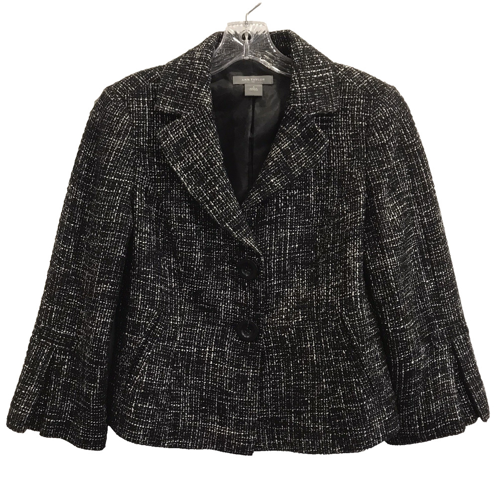 Ann Taylor Tweed Blazer Jacket 3/4 Sleeve Pleated Cuffs Black White Lined Size 4